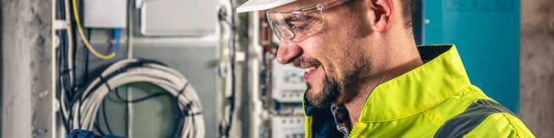 chef de chantier en installation électriques
