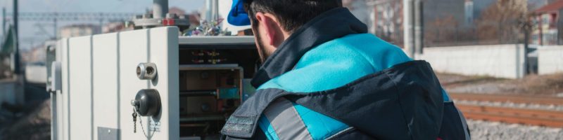 technicien de maintenance électrique